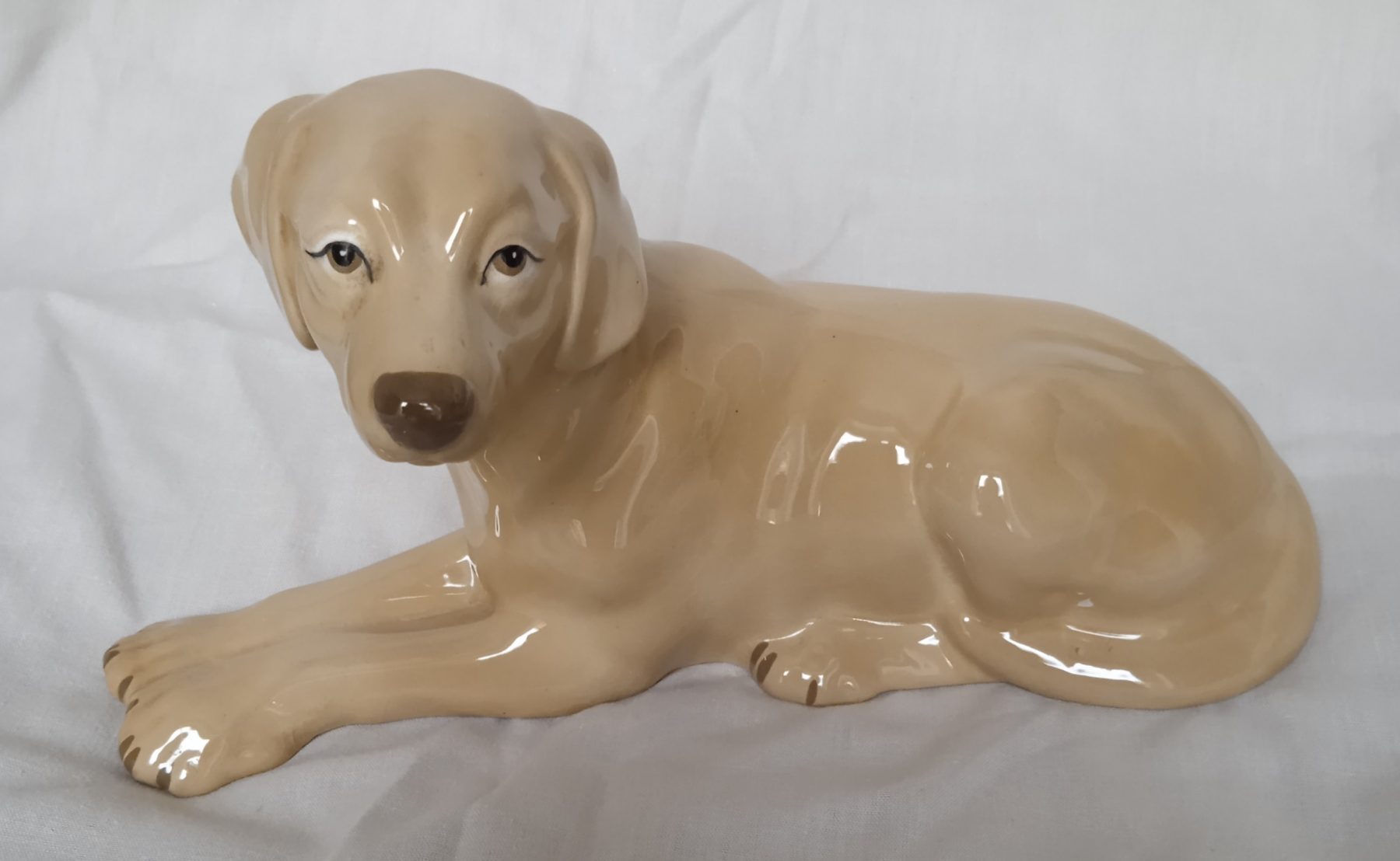Vintage Szeiler Studio Pottery Labrador. 1960's.
